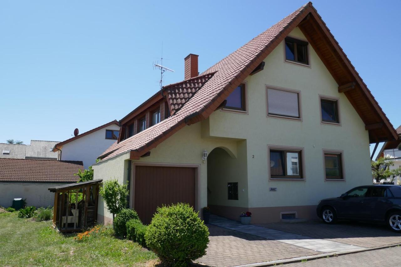Moderne 2 Zi - Fewo Weinbergliebe Am Tuniberg Zwischen Freiburg Und Frankreich Merdingen Екстериор снимка